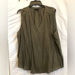 a.n.a 100% Cotton Olive Green Eyelet V-Neck Sleeveless Tank